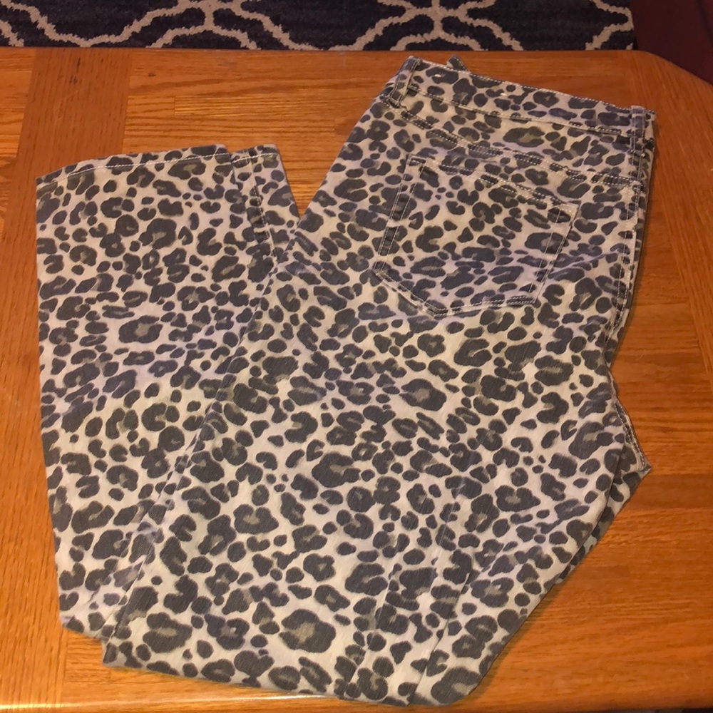 LOFT leopard jeans modern skinny
